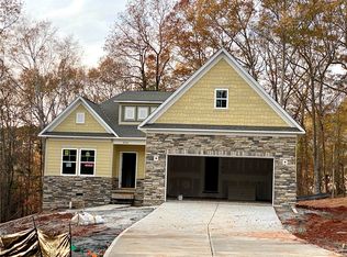 4206 Oleander Trl, Seneca, SC 29678