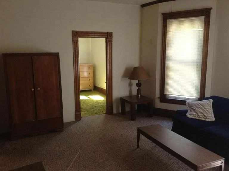 904 Vine St — Photo 15