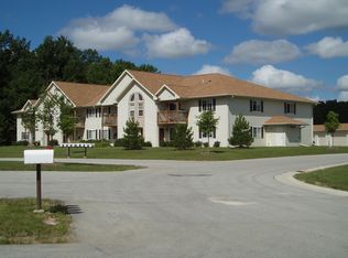 1042 Falls Parc Dr #11, Sheboygan Falls, WI 53085