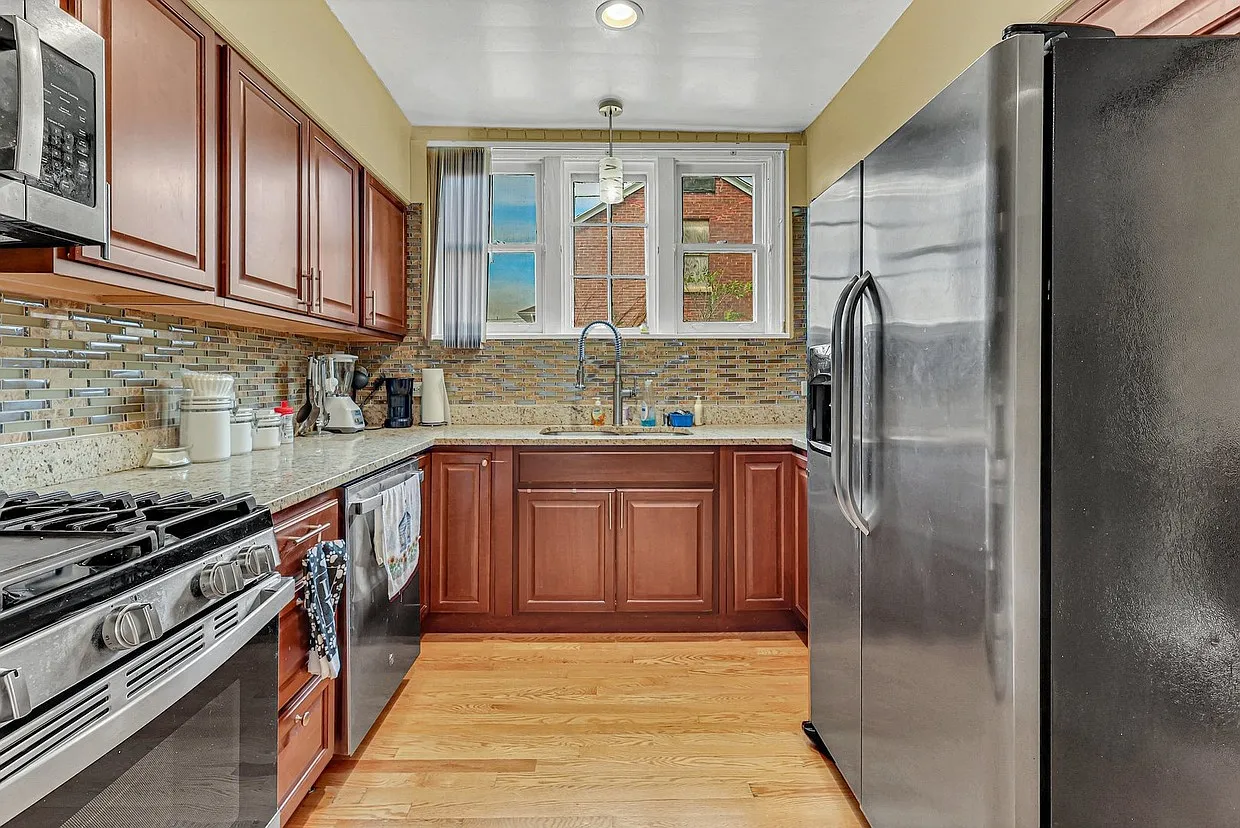 3 bed, 2000 sqft, $2,800 — Photo 4