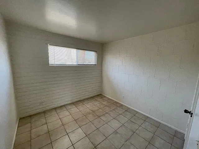 1 bed, 800 sqft, $1,000 — Photo 2
