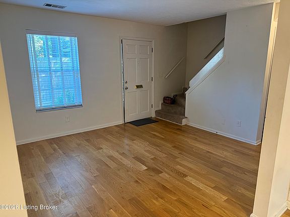 3rd image of 202 S Galt Ave APT 5