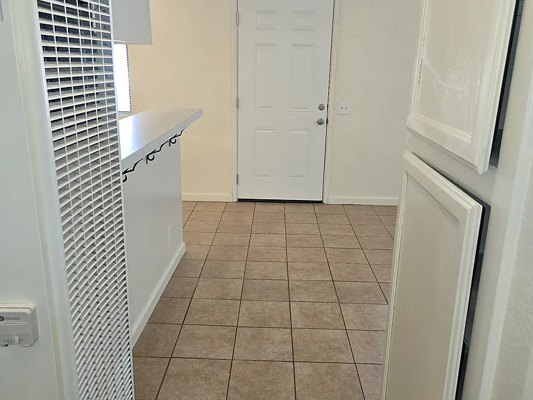 8738 E Avenue U #B — Photo 3