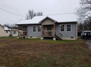 1047 Johnsontown Rd, Thomasville, NC 27360