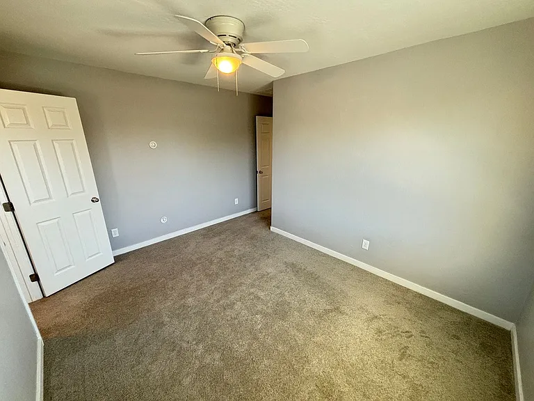 10612 Forum Peak Ln — Photo 25