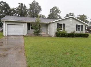 2301 Beachview Dr, Albany, GA 31705