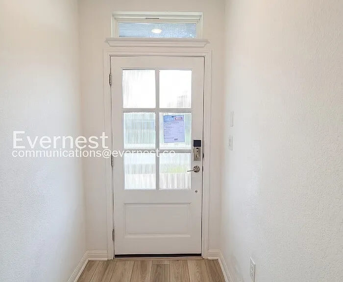 1517 Iberville Dr — Photo 5