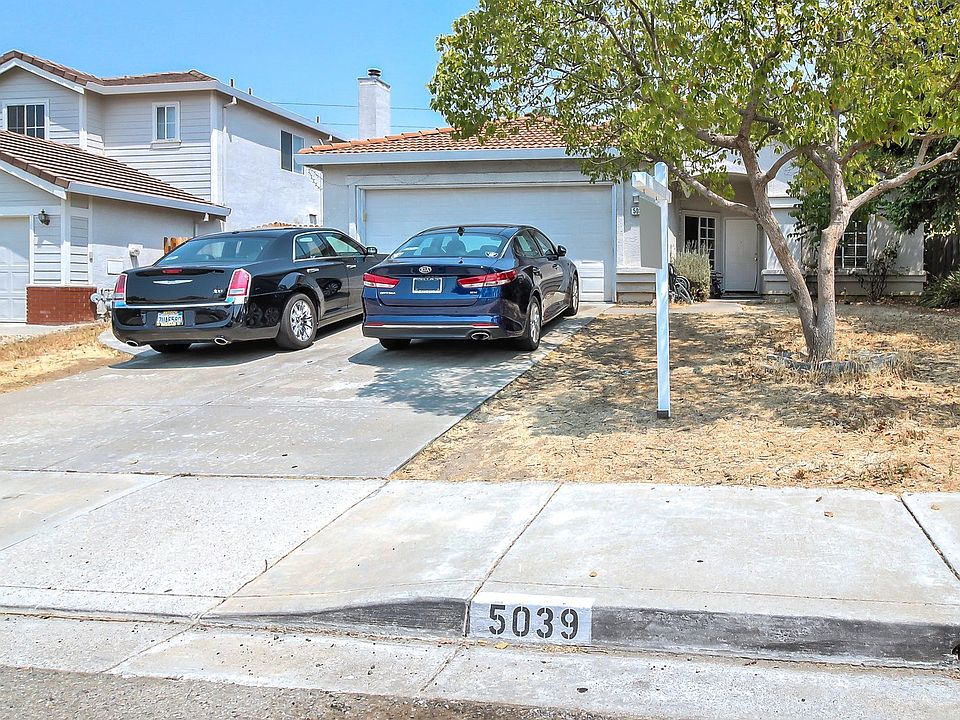 2nd image of 5039 Comanche Way