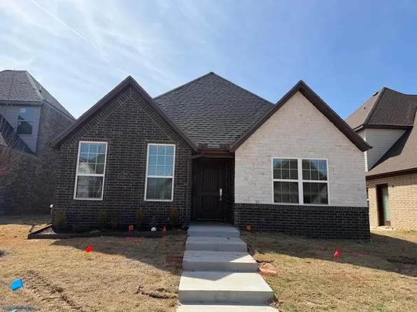 3001 SW Lovely Ln, Bentonville, AR 72712