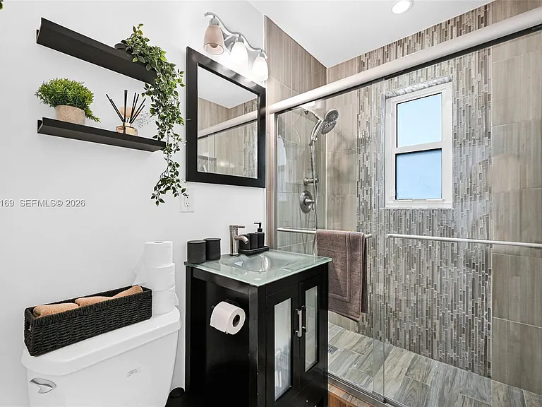 1328 N Andrews Ave — Photo 28