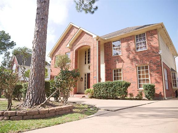 3rd image of 2114 Gentryside Dr
