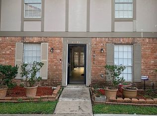 7876 Kendalia Dr, Houston, TX 77036