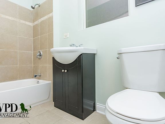 3rd image of 5450 S Indiana Ave #1243