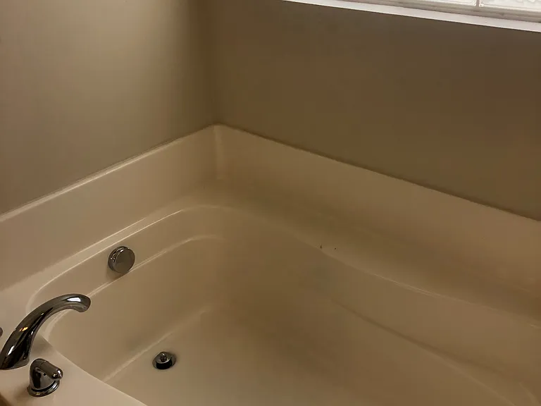 912 Elderberry Ln — Photo 13