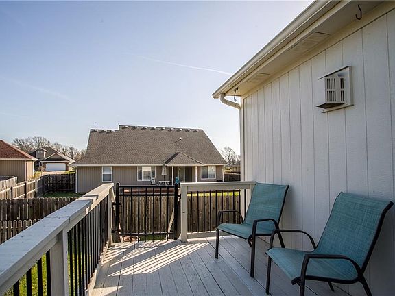5th image of 21723 Massa Cir
