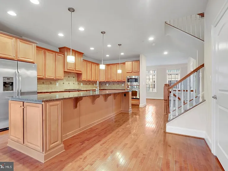 7307 Trappe St — Photo 11
