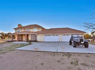 9176 Kittering Rd, Oak Hills, CA 92344