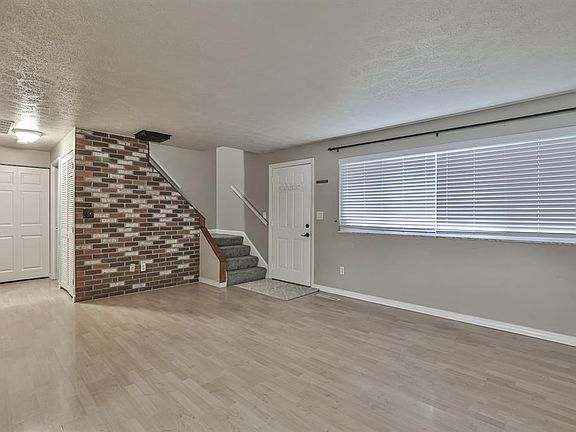 3rd image of 5812 Resik Dr