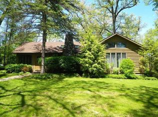 W3829 Parker Dr, Lake Geneva, WI 53147