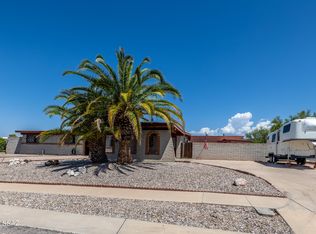 9461 E Deer Trl, Tucson, AZ 85710