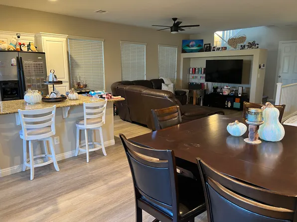 10567 Mann St, Las Vegas, NV 89141