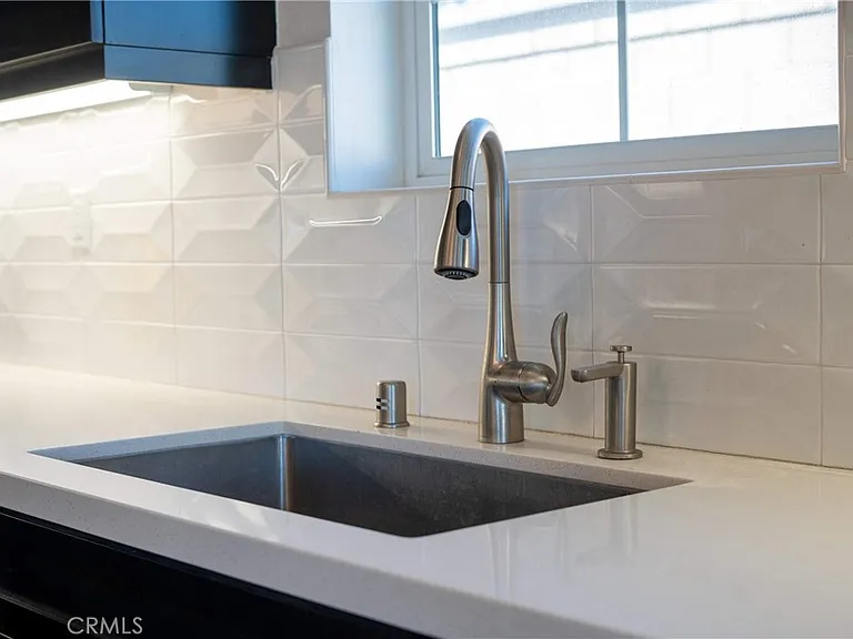 58085 Coral View Way — Photo 15