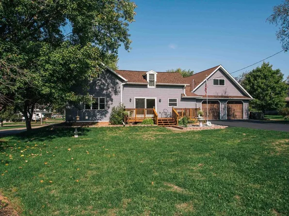 209 W 17TH STREET, Neillsville, WI 54456