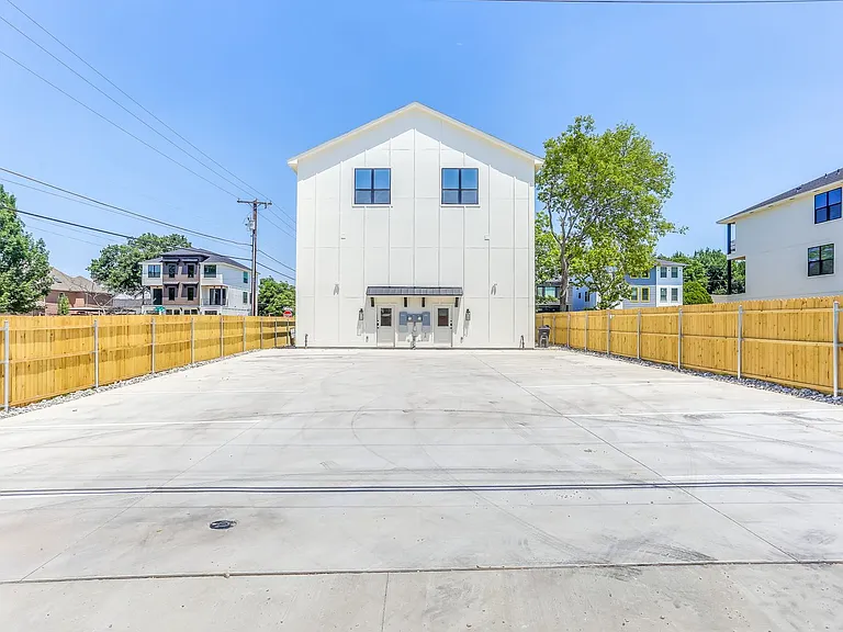 3145 Forest Park Blvd — Photo 47