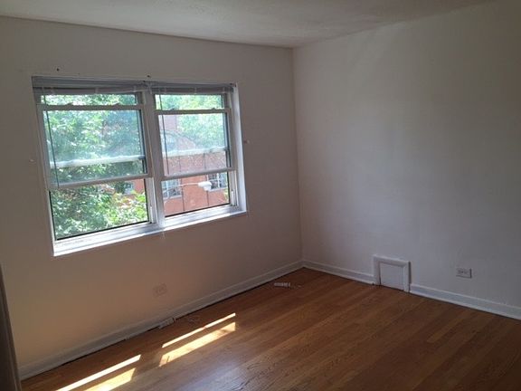 4th image of 7776 S South Shore Dr #3C
