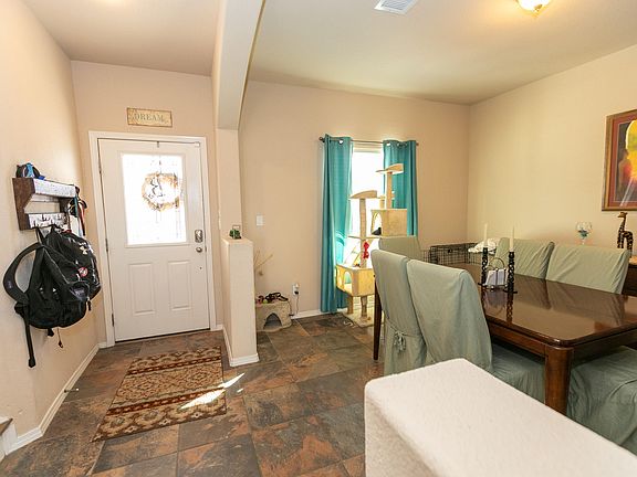 3rd image of 14609 Meadow Lawn