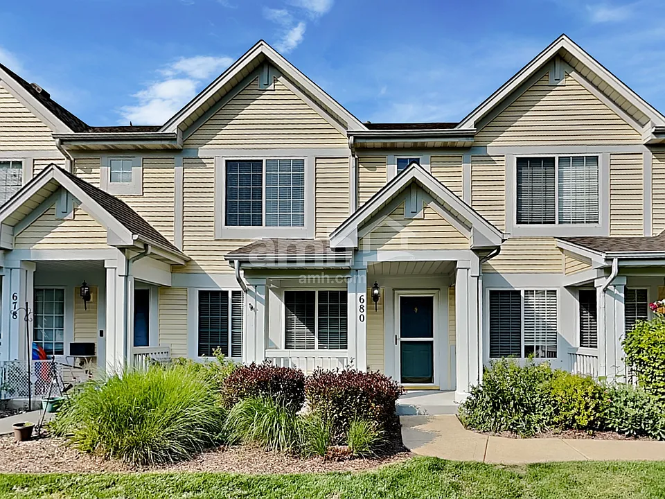 680 Lincoln Station Dr