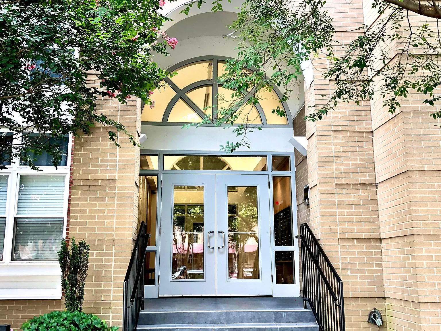 1 bed, 705 sqft, $1,625 — Photo 3