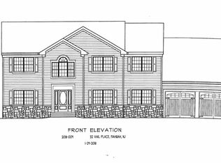 32 Vail Pl, Mahwah, NJ 07430