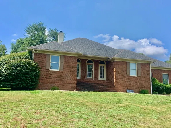 2829 Edward Dr, Bowling Green, KY 42104