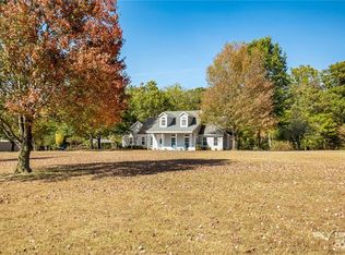 19868 Meadow Dr, Garfield, AR 72732