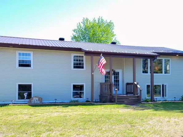 354 Russell Rd, Moira, NY 12957