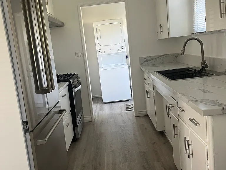 2442 Vista Laguna Ter — Photo 19