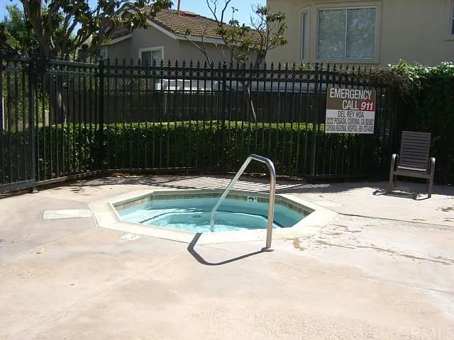 811 Fuchsia St — Photo 15