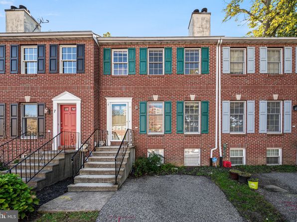 5400 Wissahickon Ave APT 8