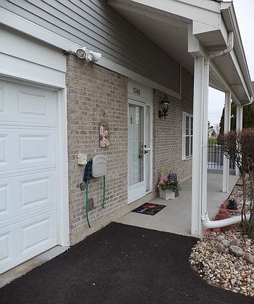 3rd image of 7140 Cobblestone Ct