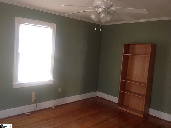 3rd image of 503 Browning Ave
