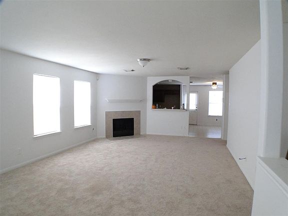 2nd image of 6518 Floral Glen Ln