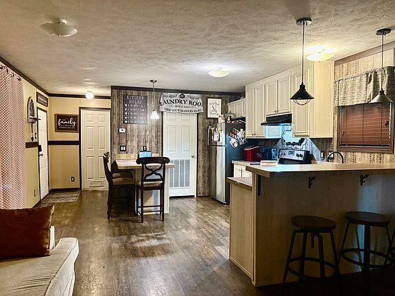 4th image of 66 Coppers Ford Rd