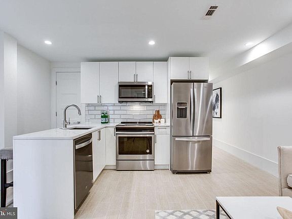 5th image of 2211 Flagler Pl NW #B