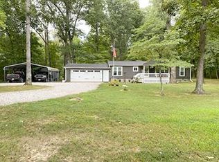 1909 County Road 375 N, Fairfield, IL 62837