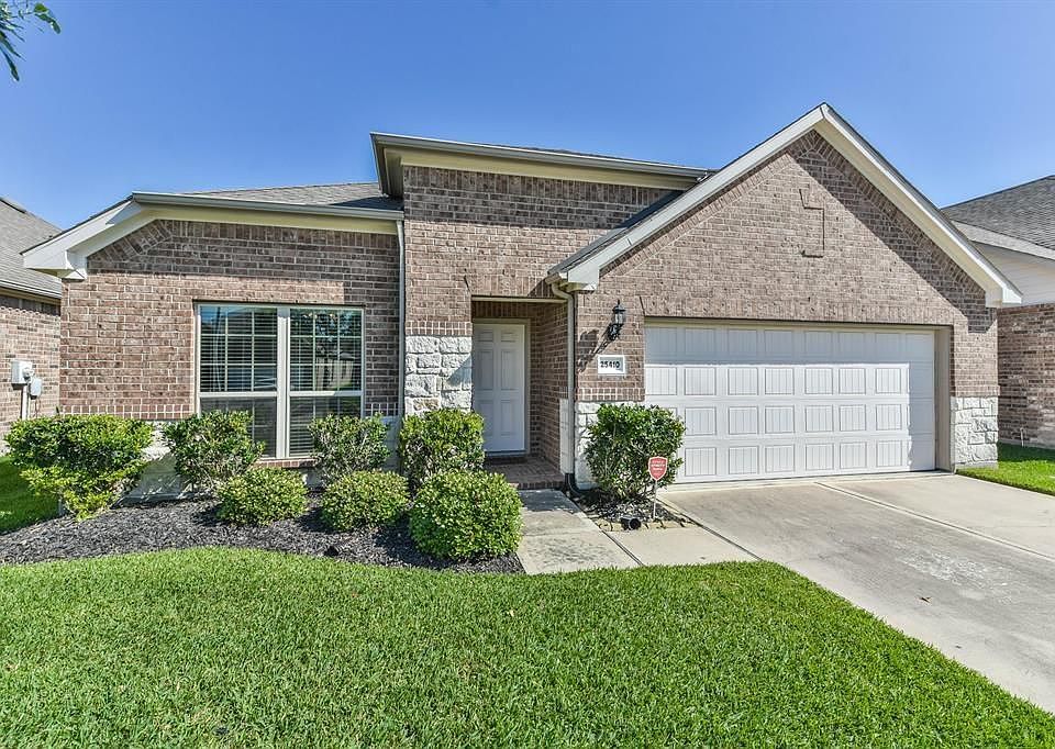 1st image of 25410 Alverstone Dr