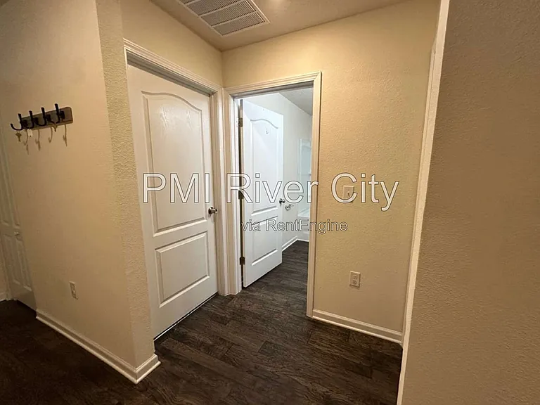 9052 Bighorn Trl — Photo 4