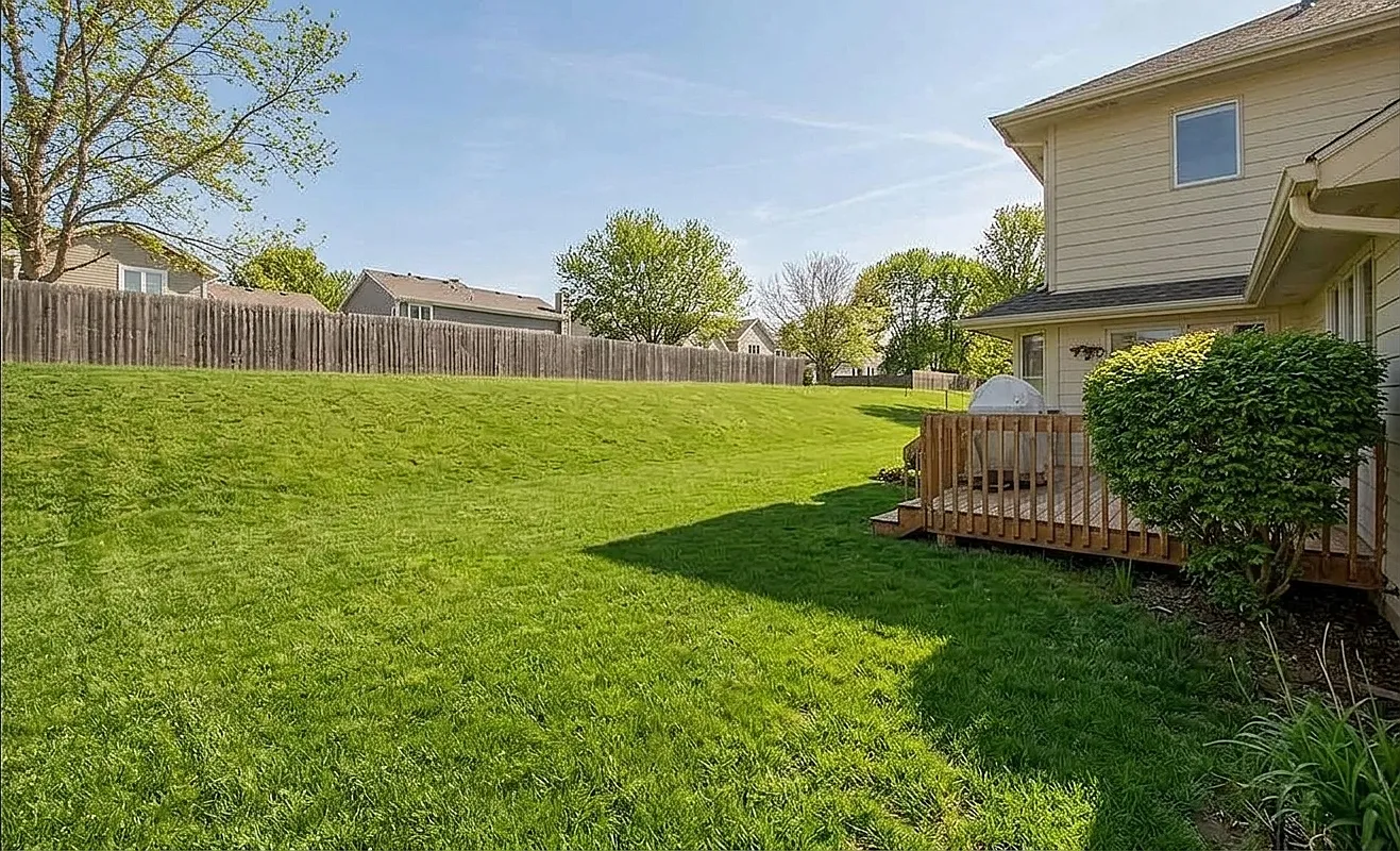 3 bed, 1652 sqft, $2,300 — Photo 3