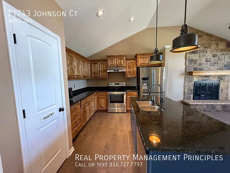 21743 Johnson Ct — Photo 6