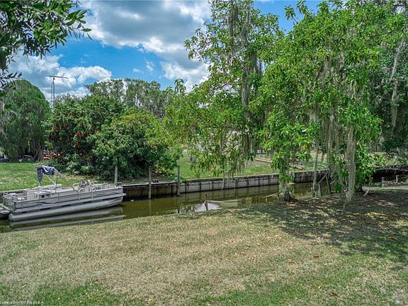 3rd image of 1434 Tall Cypress Dr